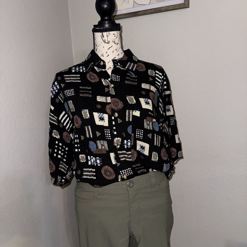 Thumbs Up for Him Patterned Button Up Short Sleeve Hawaiian Style Medium Shirt